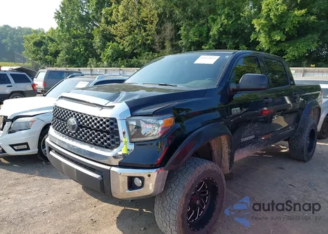 2020 Toyota Tundra Crewmax Sr5/Crewmax Trd Pro z USA, uszkodzony, nr VIN 5TFDY5F12LX910560